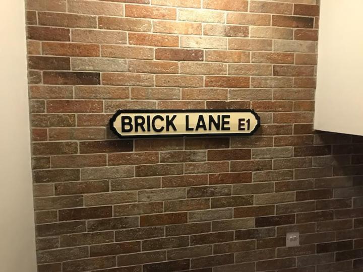 Bricklane Stay 9 Лондон Экстерьер фото